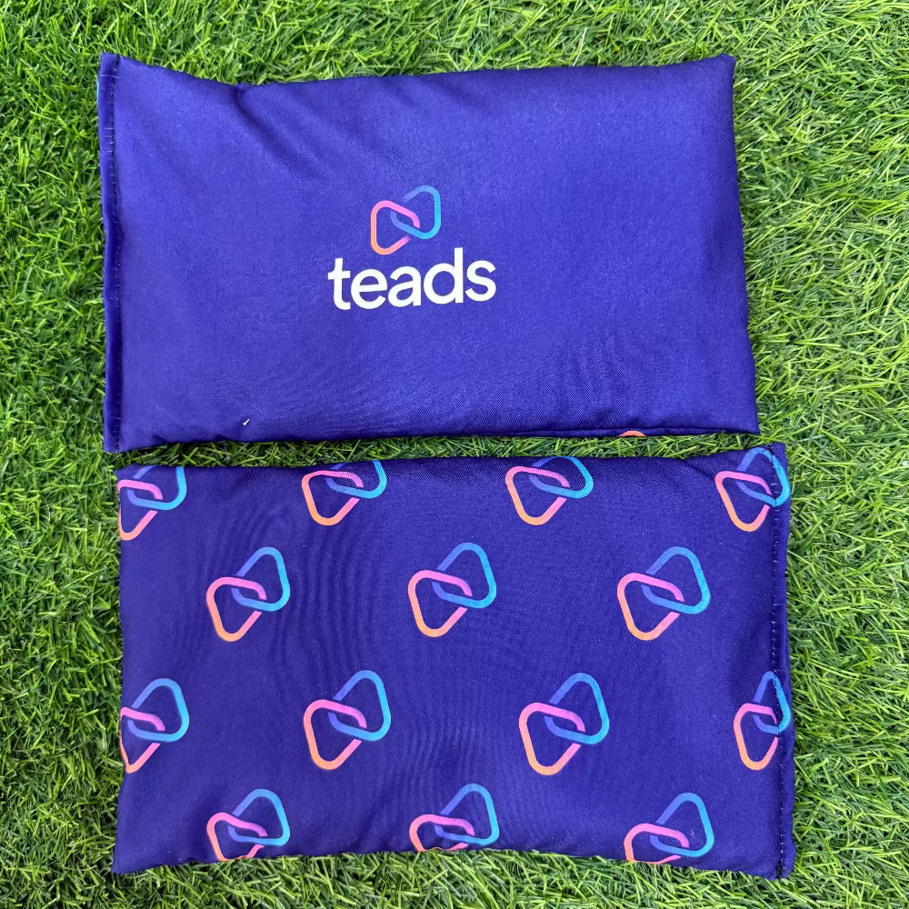 כרית חימום ממותגת בהדפסה מלאה (all over print)