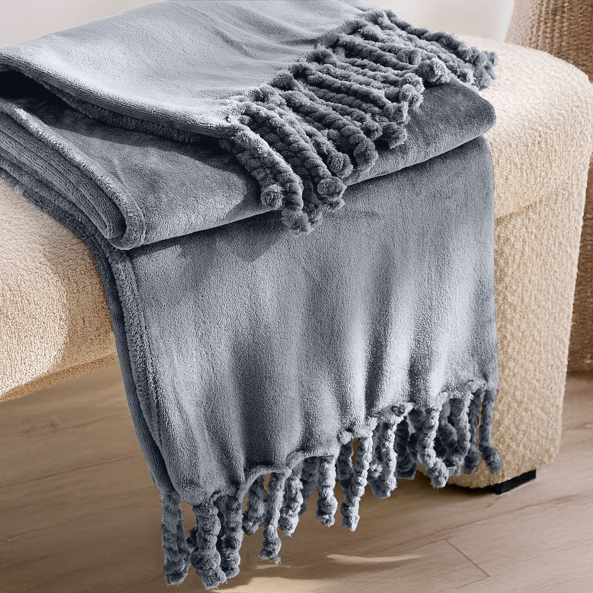 שמיכת ביסלי פליז ממותגת בעיצוב אישי